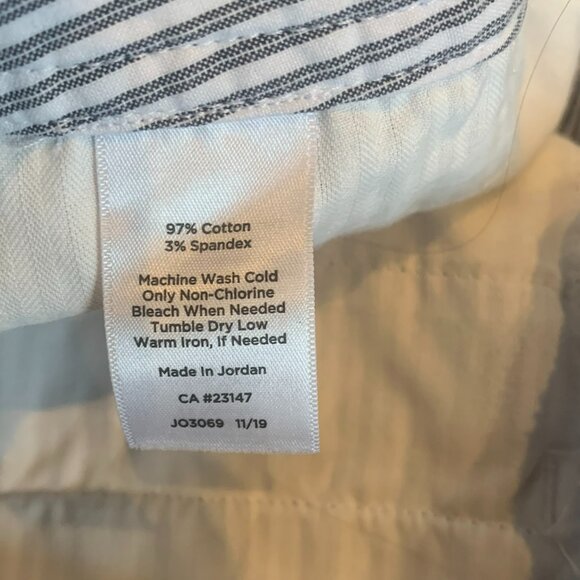 Talbots Perfect Short Women's Size 16 - Picture 7 of 7